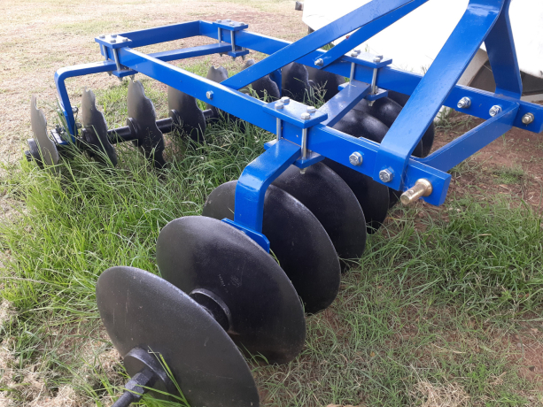 repairs-and-rebuildt-of-square-balers-implement-tractors-big-3