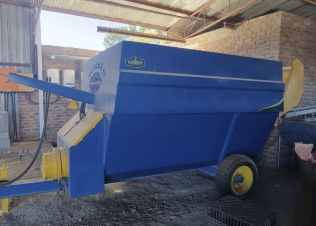 rumax-9-voermenger-big-0