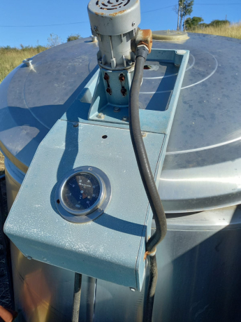 1200l-alfa-laval-dairy-chiller-with-stirrer-big-3